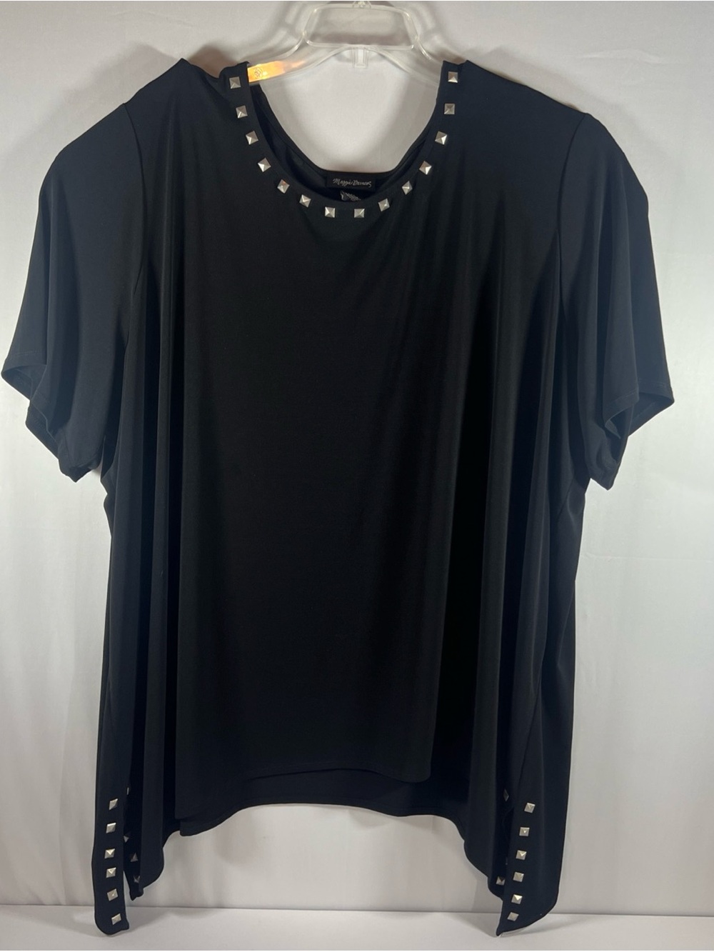 Maggie Barnes Plus 4X Black Studded Blouse Top Polyester Spandex Stretch 30/32W